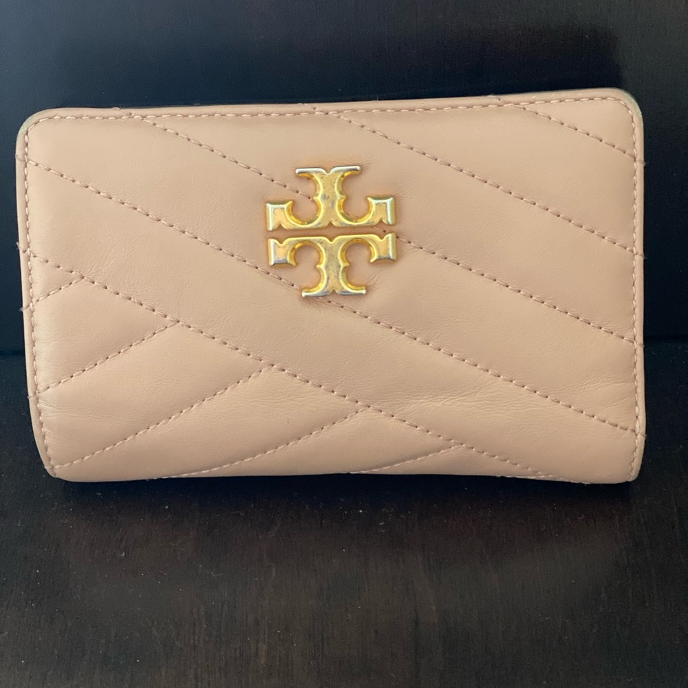 Tory Burch wallet